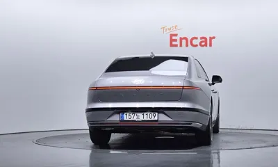 Hyundai Grandeur 2023, 22040 км, за 19764.69 USD