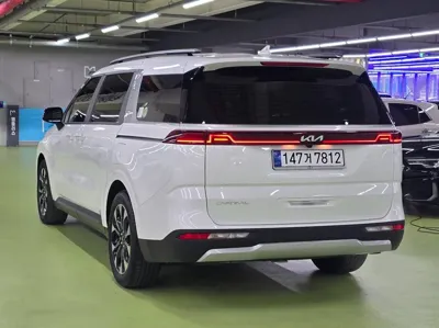 Kia Canival 2023, 74300 км, за 16187.64 USD