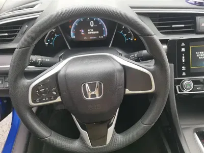 Honda Civic 2020, 35200 км, за 9093.41 USD - фото 15