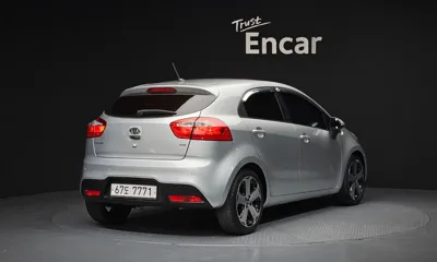 Kia Pride 2012, 83383 км, за 2966.63 USD