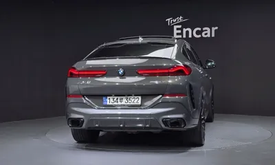 BMW X6 2022, 107954 км, за 49375.53 USD