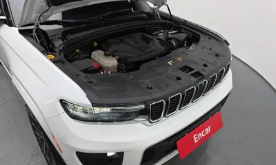 Jeep Cherokee 2022, 31512 км, за 28556.34 USD - фото 6