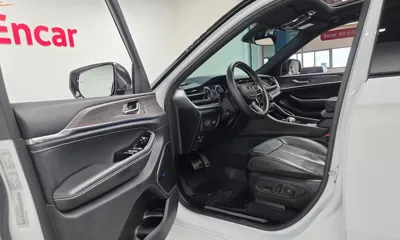 Jeep Cherokee 2022, 31512 км, за 28556.34 USD - фото 10