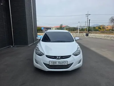 Hyundai Avante 2011, 101058 км, за 2855.84 USD