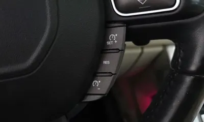 Land Rover Range Rover Evoque 2015, 91258 км, за 8861.76 USD - фото 17