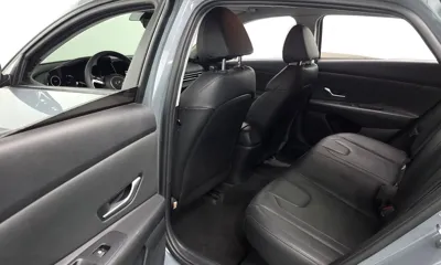 Hyundai Avante 2021, 58056 км, за 9432.74 USD - фото 11