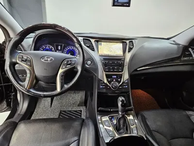 Hyundai Grandeur 2014, 105000 км, за 5238.28 USD - фото 18