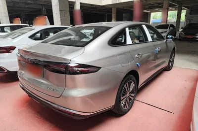 Geely Galaxy Galaxy Stellar 6 2026, 100 км, за 12888 USD - фото 6