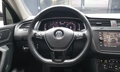 Volkswagen Tiguan 2020, 94581 км, за 14918.57 USD - фото 13