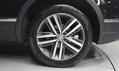Volkswagen Tiguan 2020, 94581 км, за 14918.57 USD - фото 21
