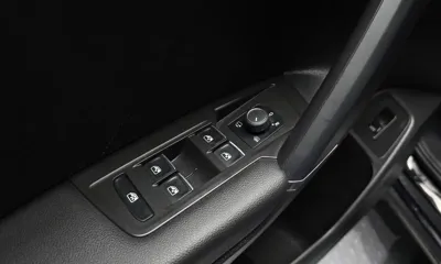 Volkswagen Tiguan 2020, 94581 км, за 14918.57 USD - фото 32