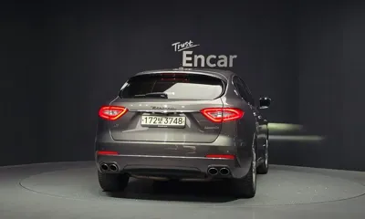 Maserati Levante 2020, 100181 км, за 20846.92 USD