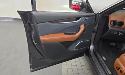 Maserati Levante 2020, 100181 км, за 20846.92 USD - фото 24