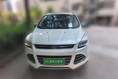 Ford Kuga 2013, 110000 км, за 3999 USD