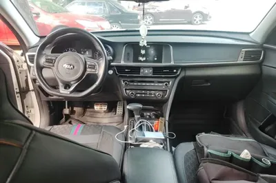 Kia K5 2016, 49100 км, за 7404 USD