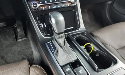 Hyundai Grandeur 2019, 56875 км, за 13071.46 USD - фото 9