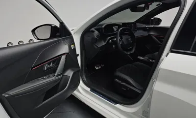 Peugeot 208 2023, 11762 км, за 14756.54 USD - фото 10