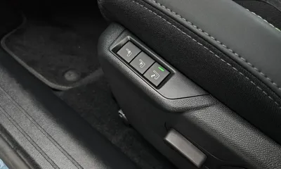 Peugeot 208 2023, 11762 км, за 14756.54 USD - фото 29