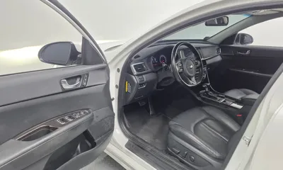 Kia K5 2018, 57984 км, за 10831.04 USD - фото 10