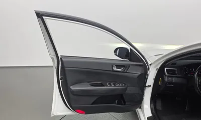 Kia K5 2018, 57984 км, за 10831.04 USD - фото 24