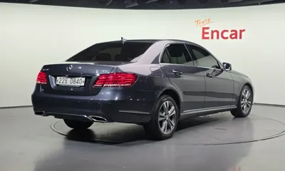 Mercedes-Benz E-Class 2016, 186044 км, за 7488.44 USD