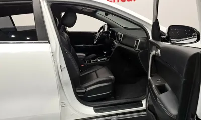 Kia Sportage 2018, 51437 км, за 11685.49 USD - фото 11