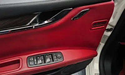 Maserati Quattroporte 2018, 94163 км, за 21402.57 USD - фото 28