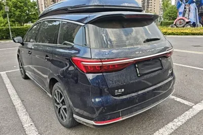 BYD Song MAX New Energy 2022, 58400 км, за 12960 USD - фото 13