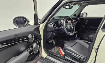 MINI Cooper 2019, 55637 км, за 11356.18 USD - фото 10
