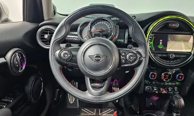 MINI Cooper 2019, 55637 км, за 11356.18 USD - фото 12