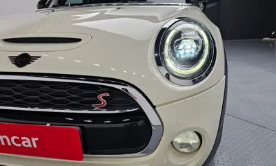 MINI Cooper 2019, 55637 км, за 11356.18 USD - фото 22
