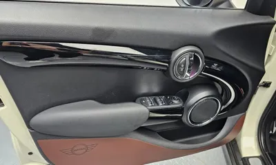MINI Cooper 2019, 55637 км, за 11356.18 USD - фото 24