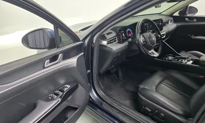 Kia K5 2021, 111165 км, за 9984.23 USD - фото 11