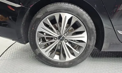 Kia K8 2023, 160467 км, за 15237.34 USD