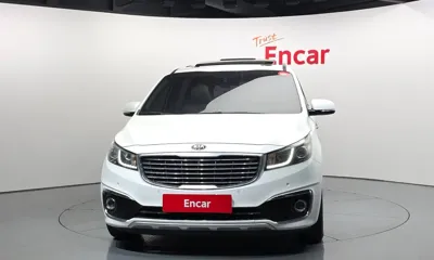 Kia Canival 2017, 116620 км, за 8527.24 USD