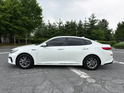 Kia K5 2019, 57699 км, за 9446.26 USD