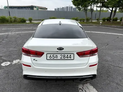 Kia K5 2019, 57699 км, за 9446.26 USD