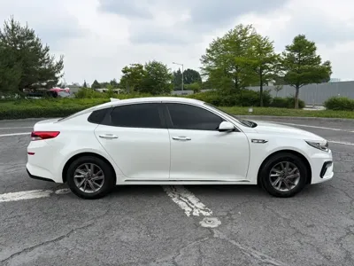 Kia K5 2019, 57699 км, за 9446.26 USD
