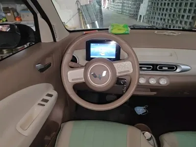 Wuling MINIEV 2025, 15300 км, за 5474.44 USD