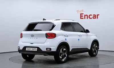 Hyundai Venue 2021, 101113 км, за 8523.29 USD