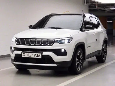 Jeep Compass 2022, 63760 км, за 13319.89 USD - фото 2