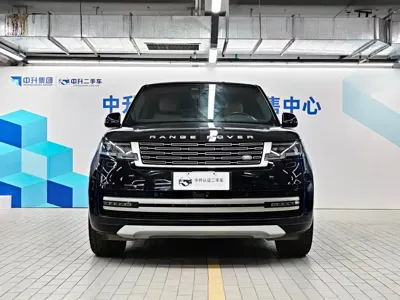 Land Rover Range Rover 2024, 12900 км, за 208659.2 USD