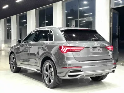 Audi Q3 2023, 42000 км, за 28810.36 USD
