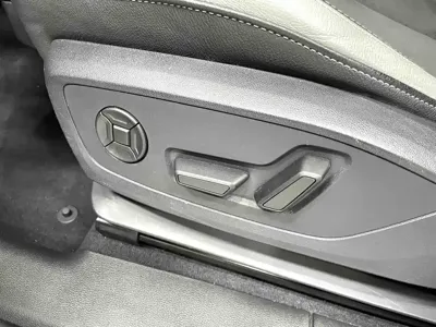 Audi Q3 2023, 42000 км, за 28810.36 USD - фото 12