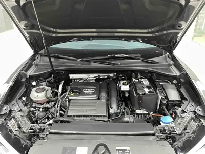 Audi Q3 2023, 42000 км, за 28810.36 USD - фото 19