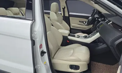 Land Rover Range Rover Evoque 2018, 93736 км, за 10305.4 USD - фото 10