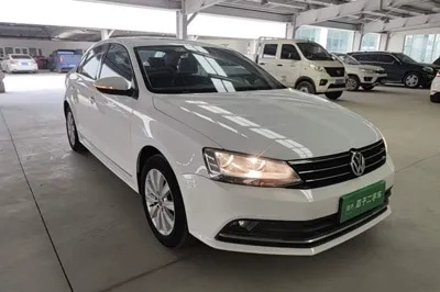 Volkswagen Sagitar 2015, 97700 км, за 6877 USD