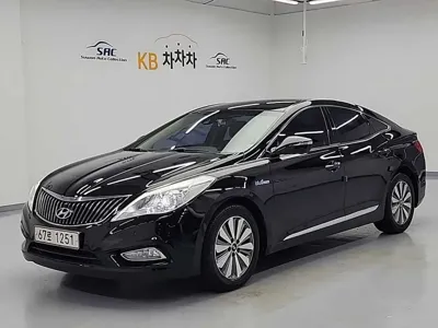Hyundai Grandeur 2014, 153236 км, за 4923.2 USD