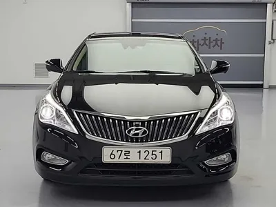 Hyundai Grandeur 2014, 153236 км, за 4923.2 USD