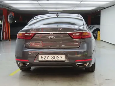Kia K7 2017, 75864 км, за 7830.2 USD